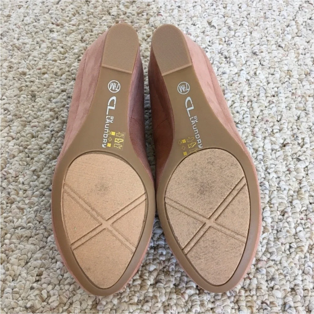 NWT Pima Wedge Heels from CL by Laundry